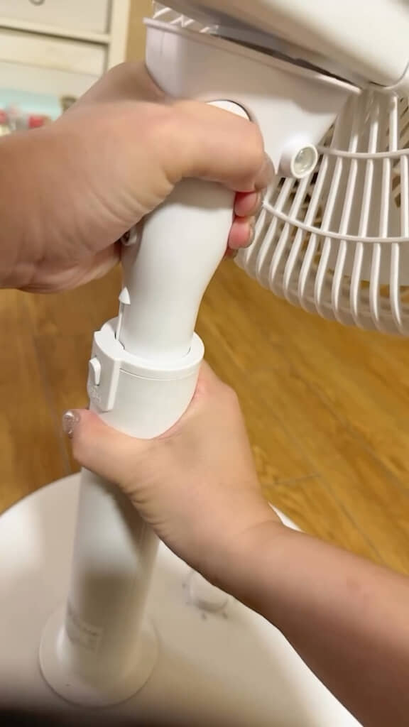 上側を引っ張ってみる