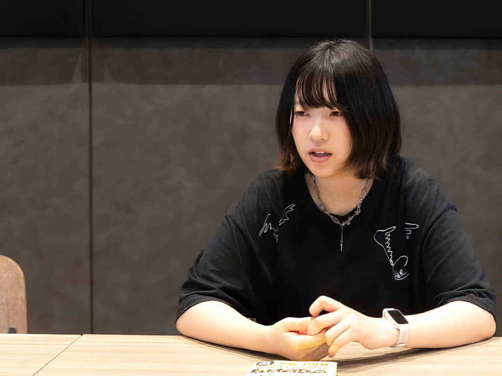 (5/5)勉強が続く人は「絶対に解ける」と信じて素直に考え続ける人だと語るたむらさん。学生へは、夏休みの宿題は早めに終わらせ、自分で計画を立てる習慣を身につけてほしいとエールを送った