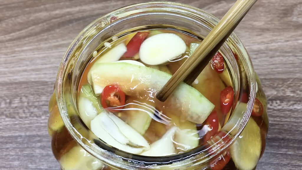 副菜として長持ちするピクルス