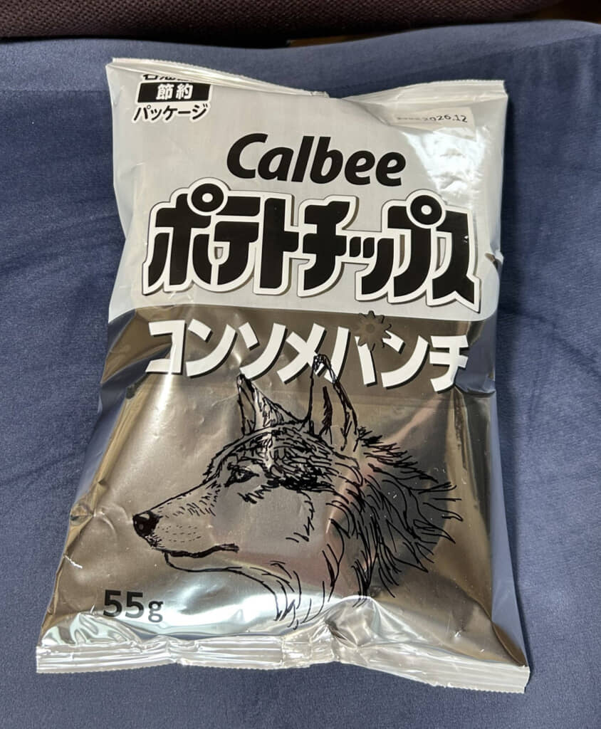白黒ポテチに一発描きしたオオカミの絵