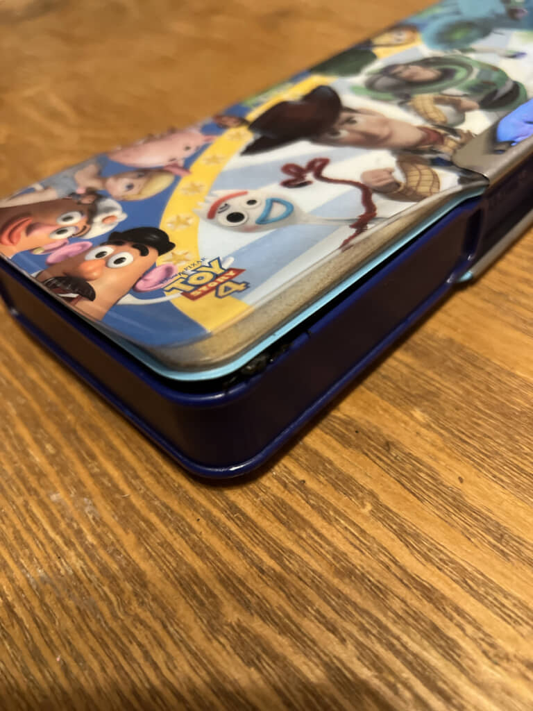 なんか音がする小2男子の筆箱