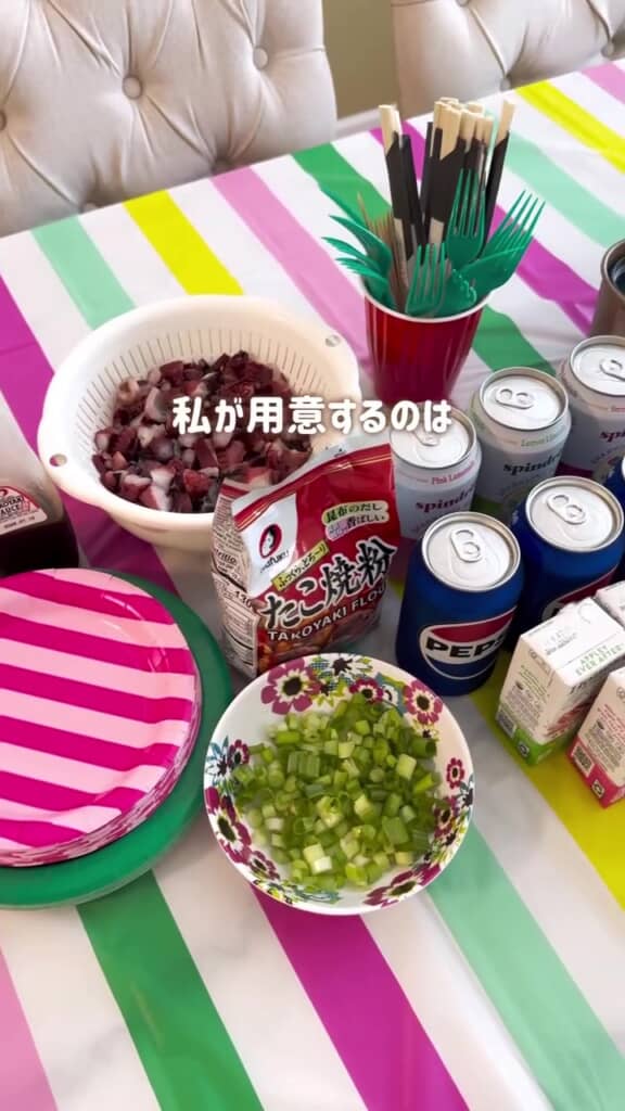 食材やお皿、飲み物などを準備