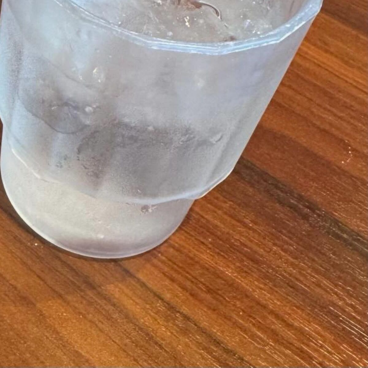 雨の日、3カ月娘を抱っこしてラーメン店へ行ったら……　店員の“神対応”に「泣いちゃう」「絶対行きます！」 | ライフスタイル ねとらぼ