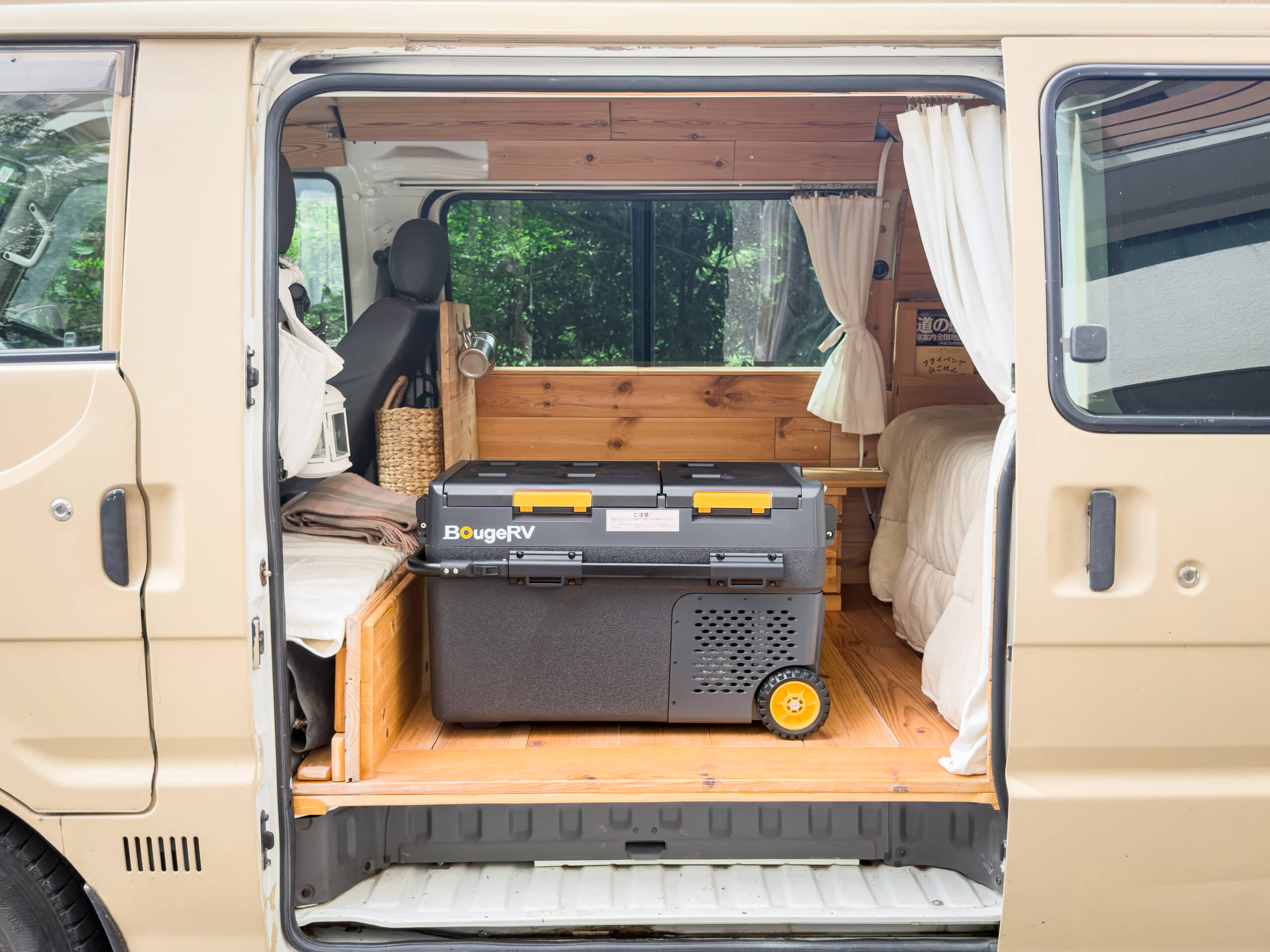 キャンプ・車中泊から災害対策まで【BougeRV】の「新型ポータブル