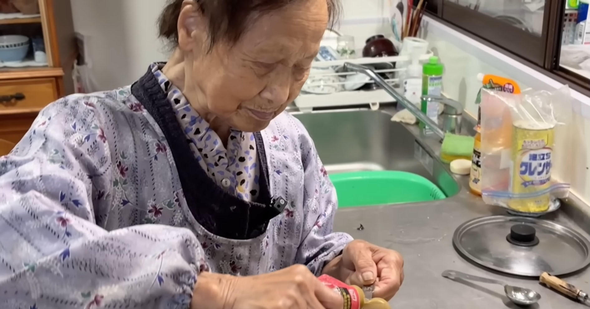 「ナスは全部これでいい」94歳おばあちゃんが作る“夕ご飯”がすごい！「真似してみます」「憧れます」（1/3） | グルメ ねとらぼ
