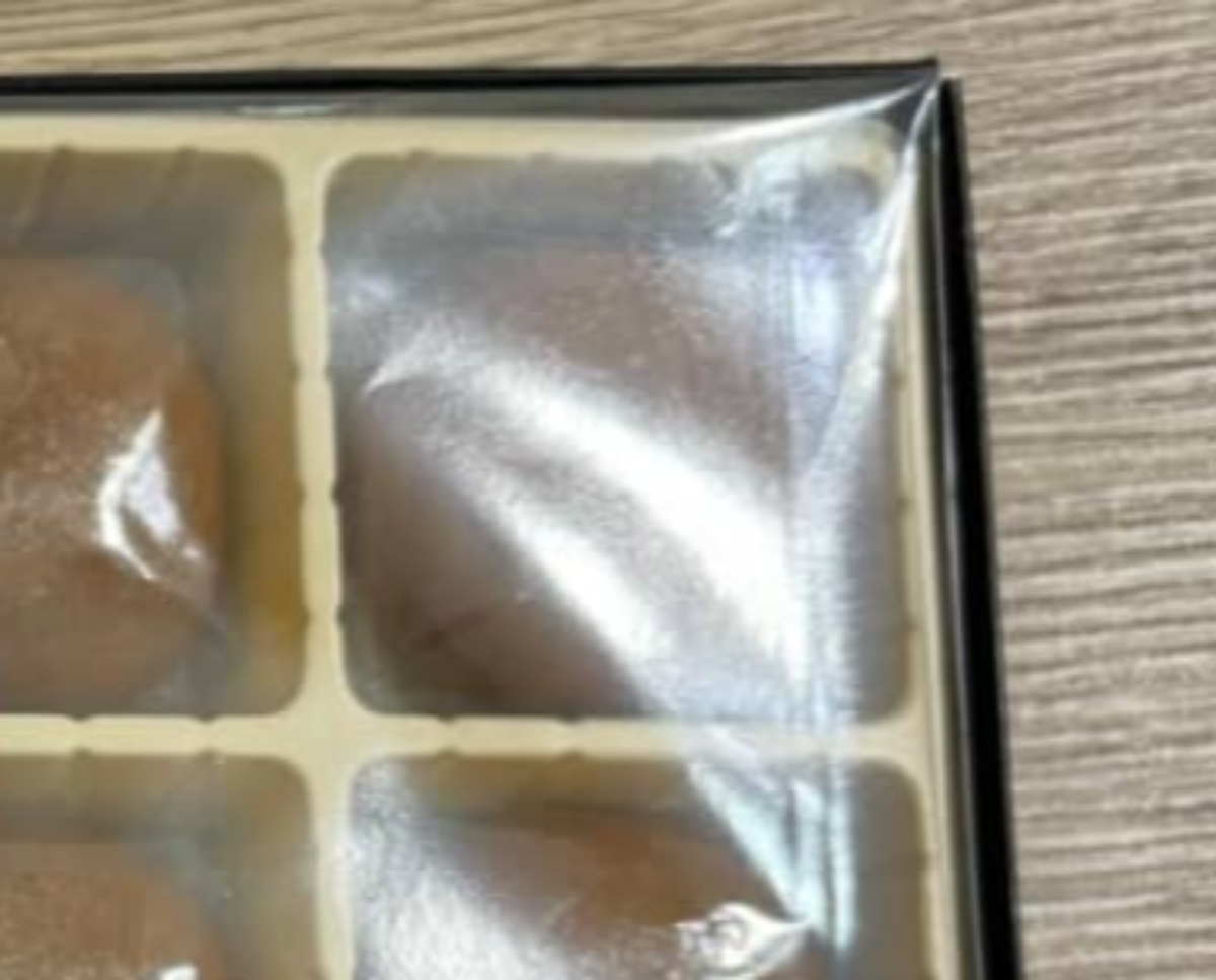 小6娘が修学旅行で栃木へ→帰宅後、取り出したのは…… 母仰天の“まさかのお土産”に「仕掛けが凄すぎる!!」「娘から賄賂がw」(1/3) | ライフスタイル ねとらぼ