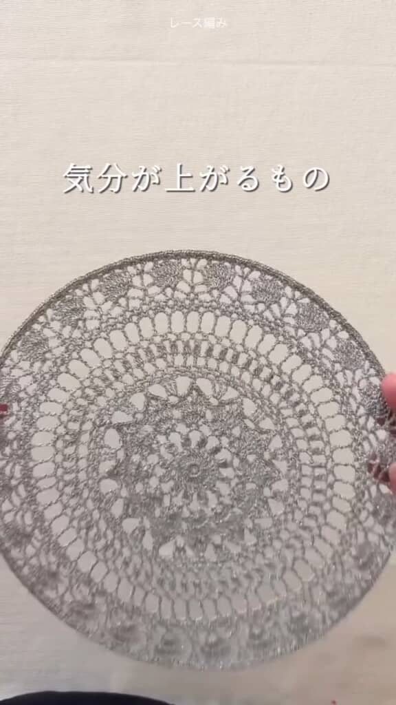 華やかなデザインのレースうちわの完成!