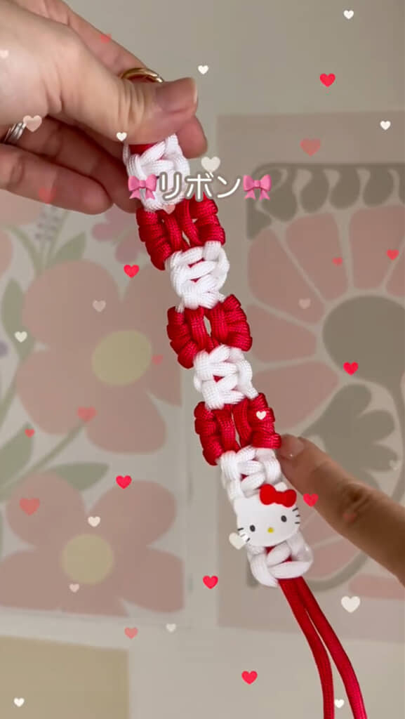 サンリオのリボンパラチャーム