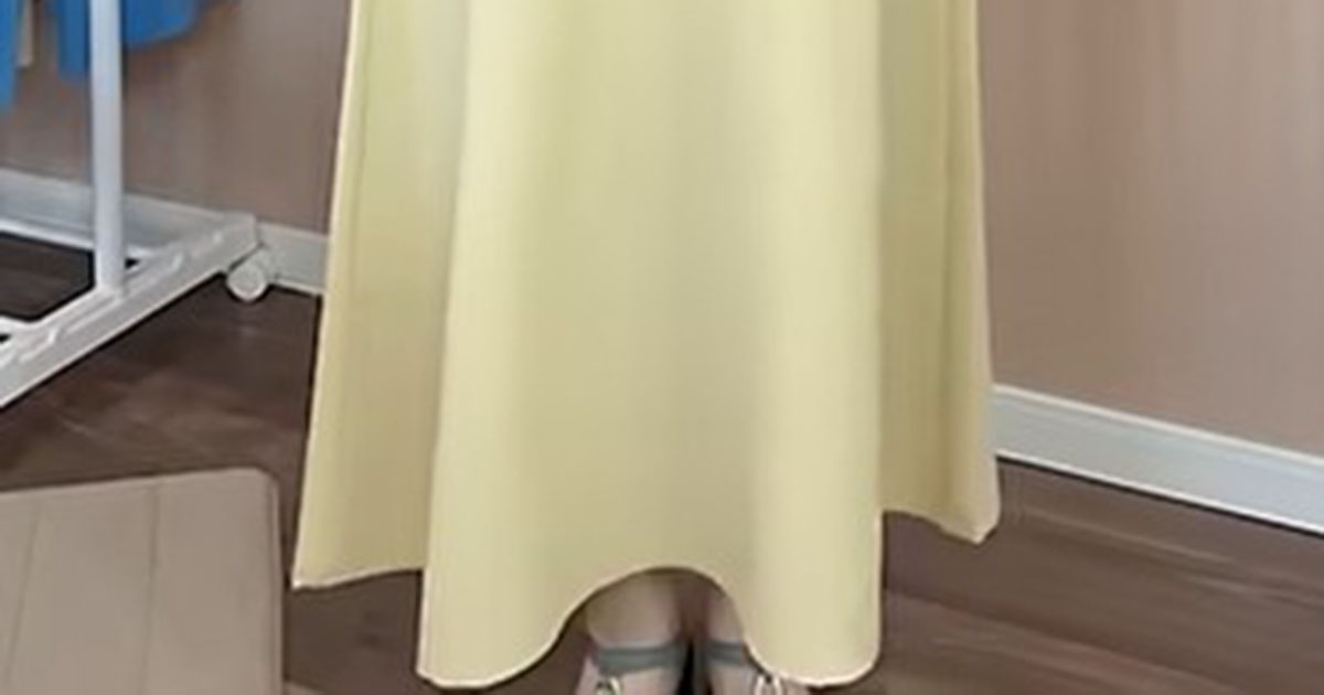 62歳・62キロの女性がユニクロの“2990円ワンピ”を着たら……　目からウロコのコーデに「全色ほしいくらい」「参考になりました」（1/2） | 女性 ねとらぼ
