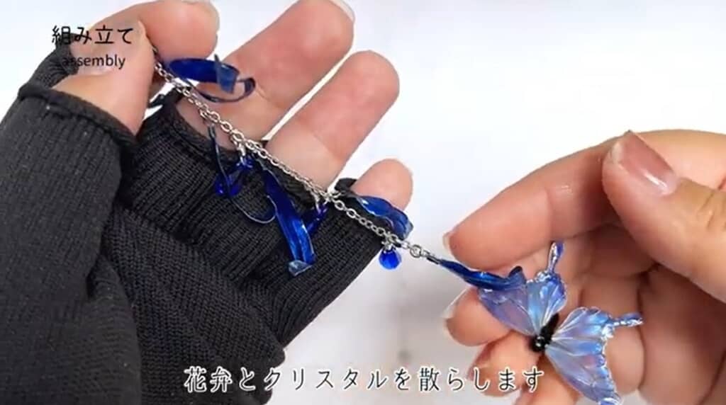揺れるパーツができました