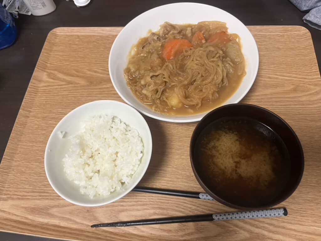 煮汁たっぷりでおいしそう!