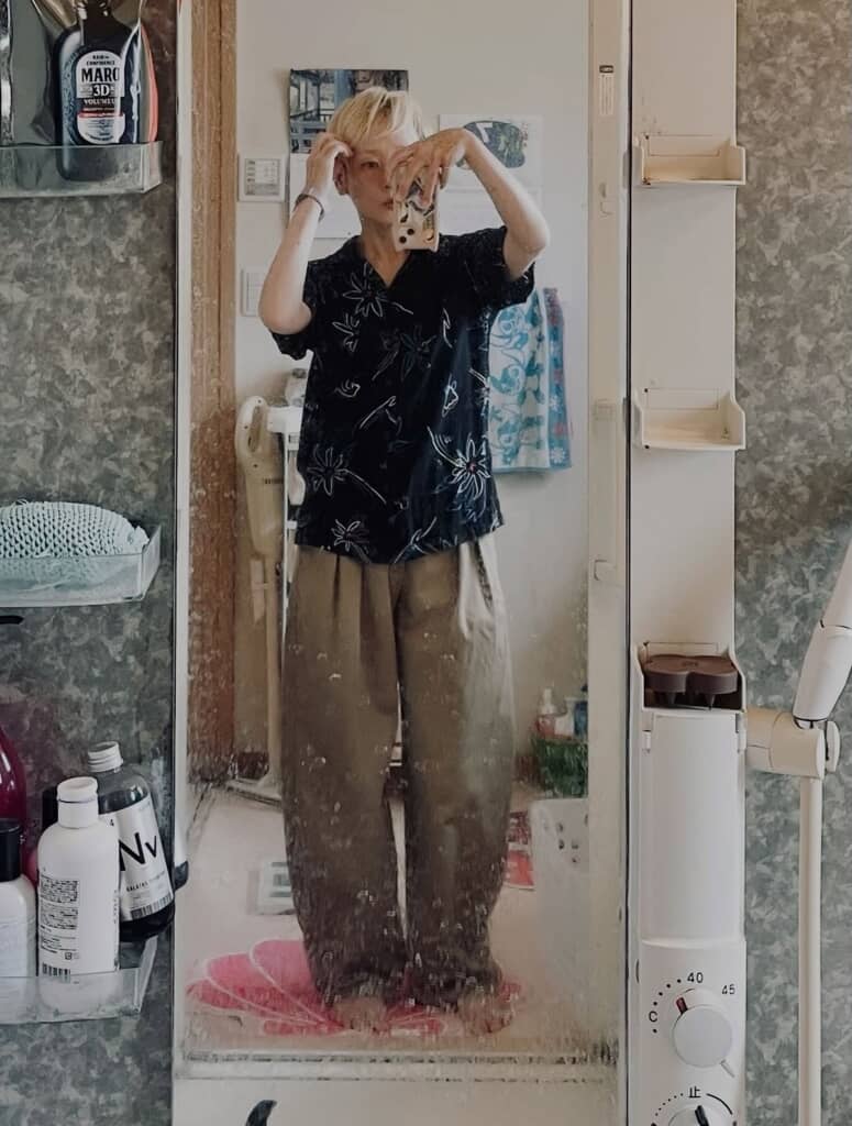 バレルレッグパンツとコーデ