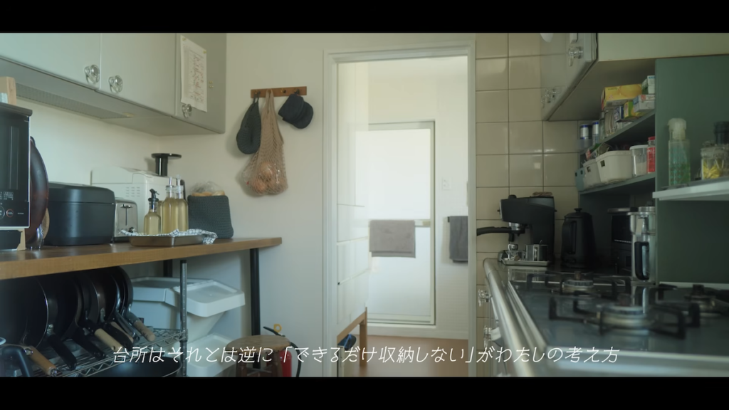 キッチンだけは「できるだけ収納しない」を採用