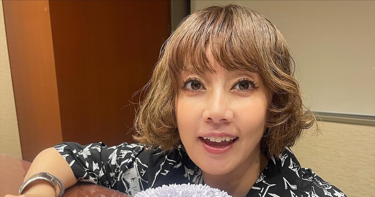 TERU＆大貫亜美、“激レア夫婦ショット”にファン歓喜 GLAY＆PUFFYが夢の共演「旦那おるやん」「夫婦で写ってるの尊い！」（2/2