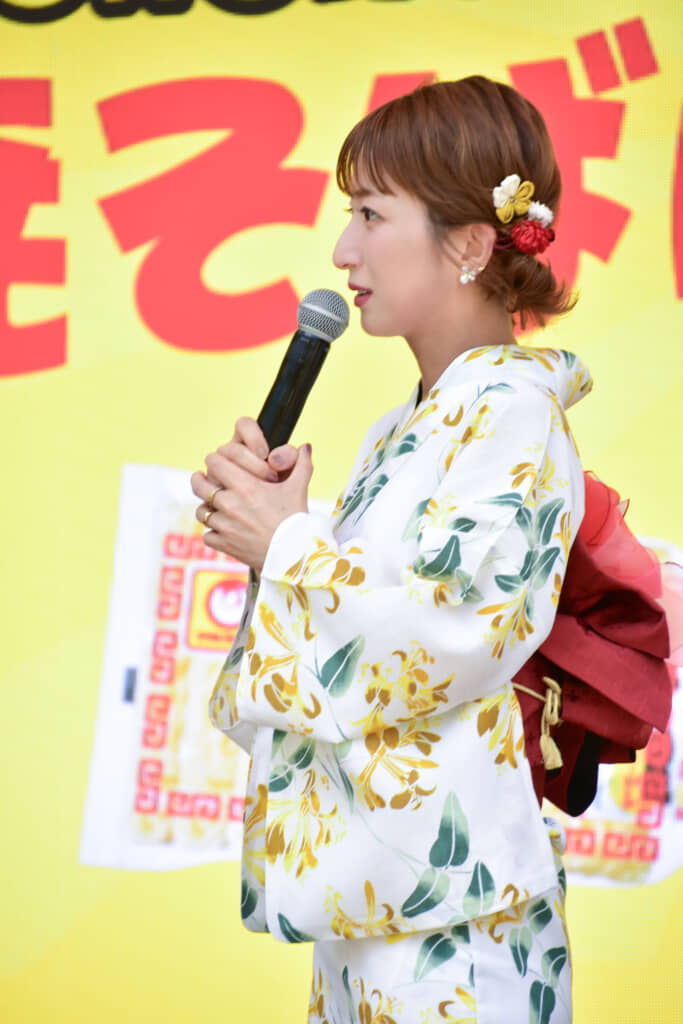 約2年ぶりに着たという浴衣姿を披露