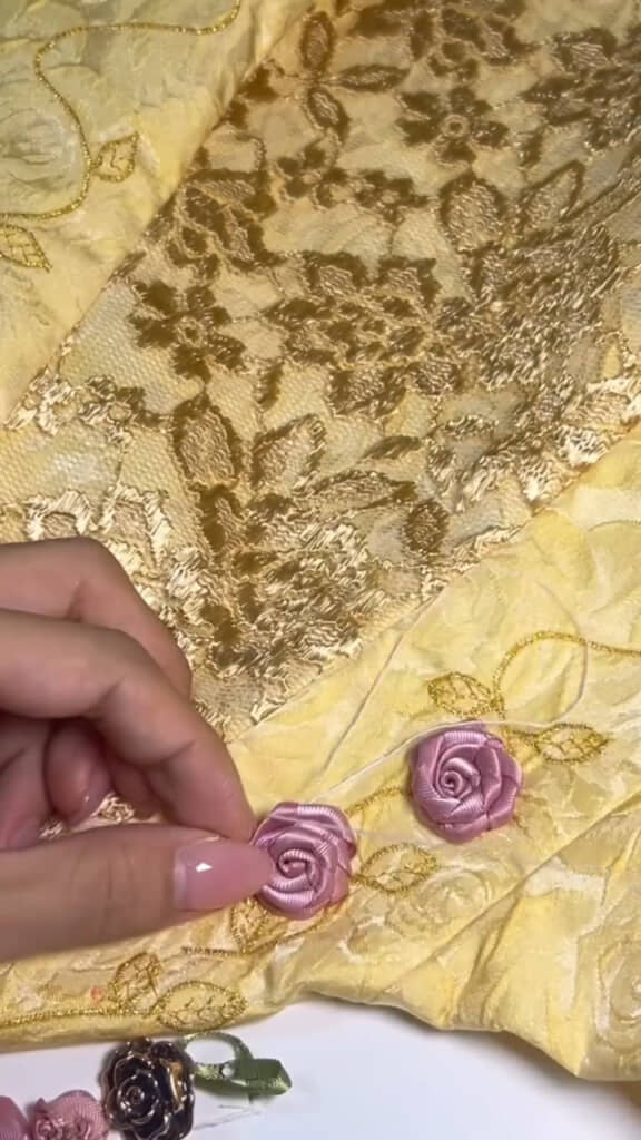 細かい作業が続きます