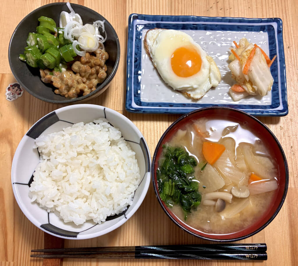 2児の父が作った、ある平日の朝ごはん