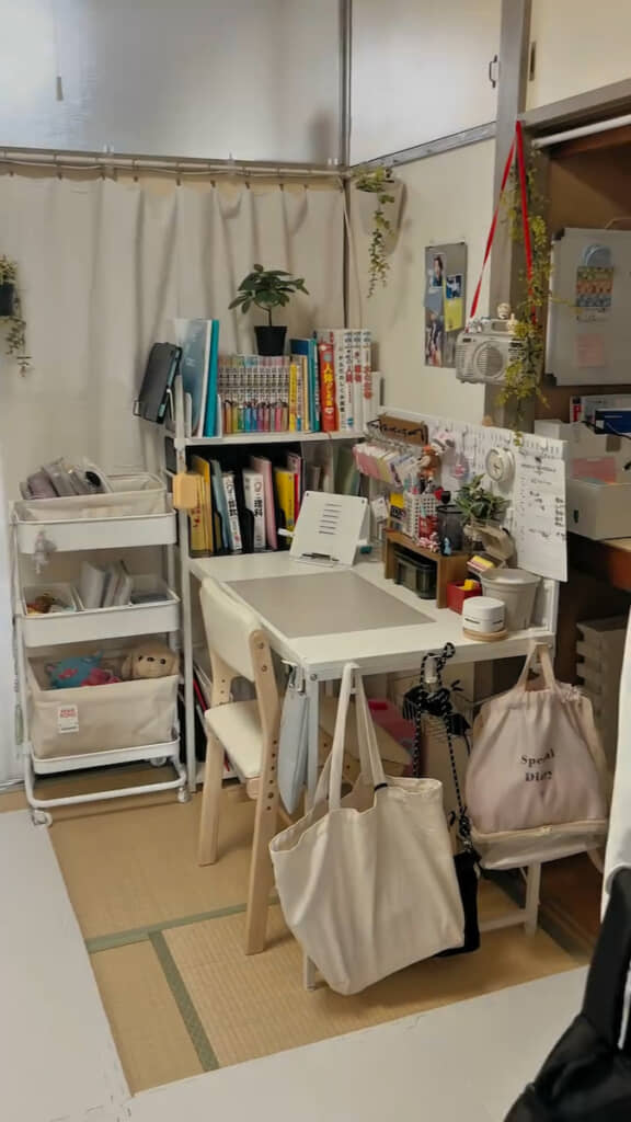 子ども部屋も“見せる収納”
