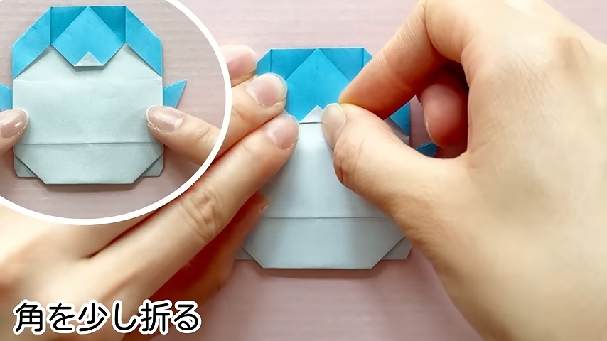 くちばしを折って色を塗ると……