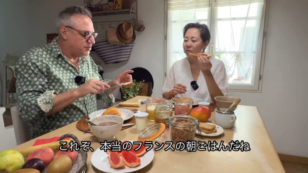 フランスの伝統的な朝食