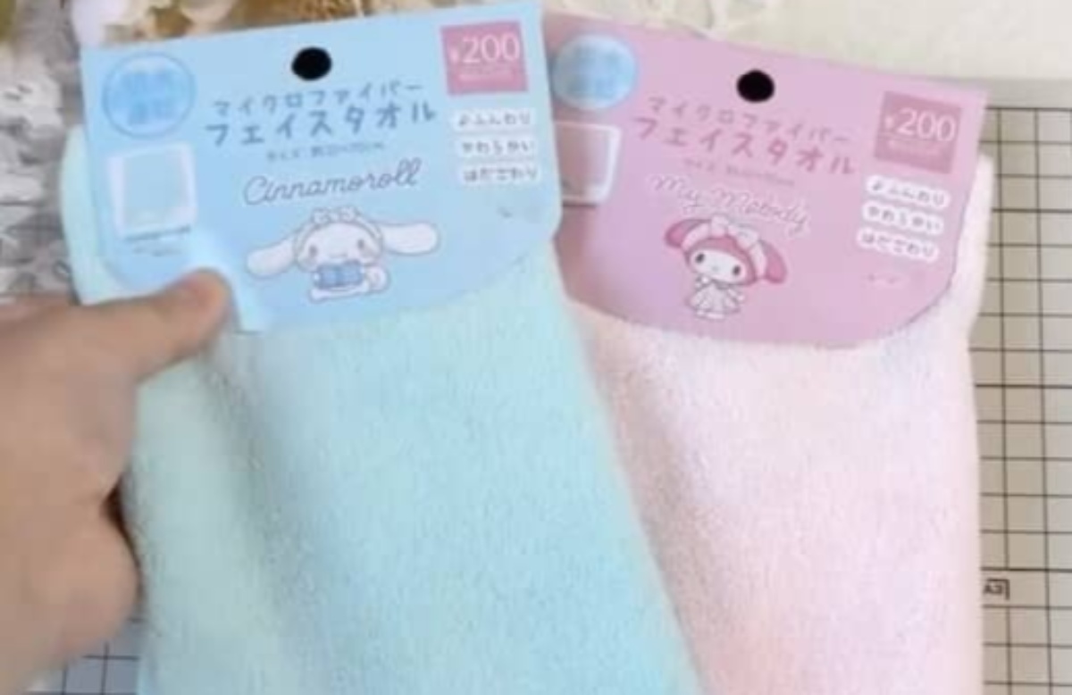 ダイソーで買ったサンリオタオル→パタンと折りたたんで、縫うと……「すごい!」 5分でできる“便利グッズ”に「作りましたぁ!」(1/2) | ハンドメイド ねとらぼ