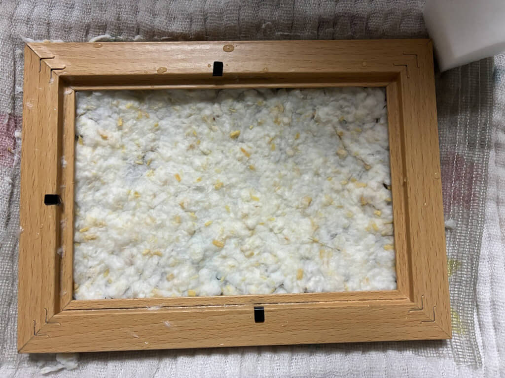 平らにならして乾かします