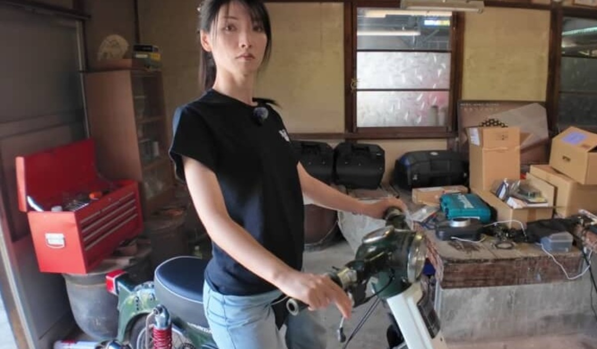 素人夫婦が、5万円の“カブ”を直したら→「終わったわ」　絶望へ突き落とされる光景に「罠ですね」「こんなになっちゃうんですね」（1/3） | バイク ねとらぼ