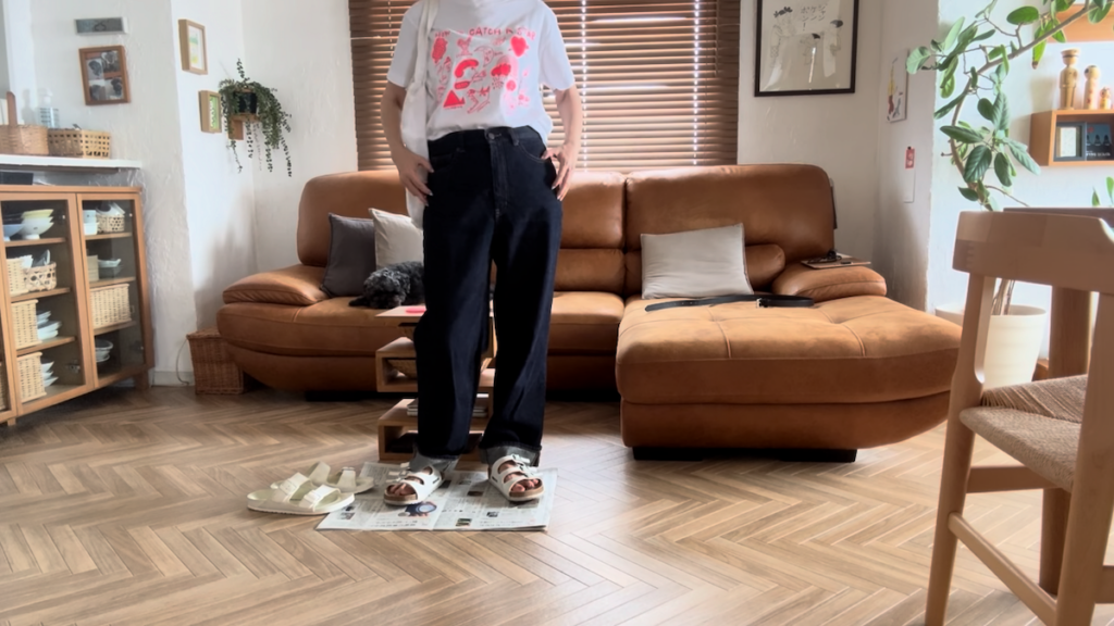 ポップなイラストTシャツで遊び心をプラス