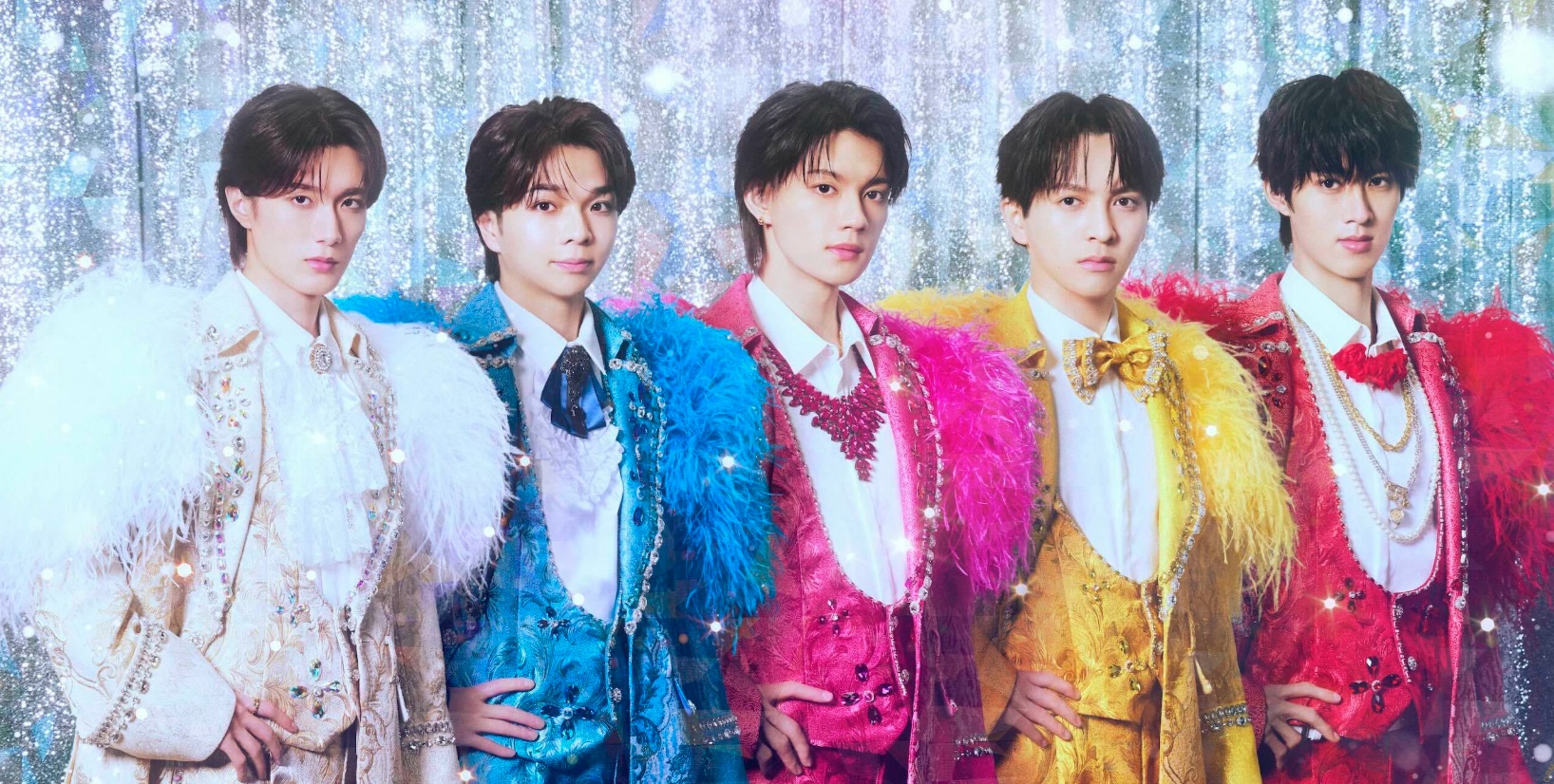 M!LK、“わずか3秒”の新衣装公開にファン騒然→「えええ」「な・つ・ふ・く」「見たことない衣装」「肩幅がwww」（1/2） | 音楽 ねとらぼ