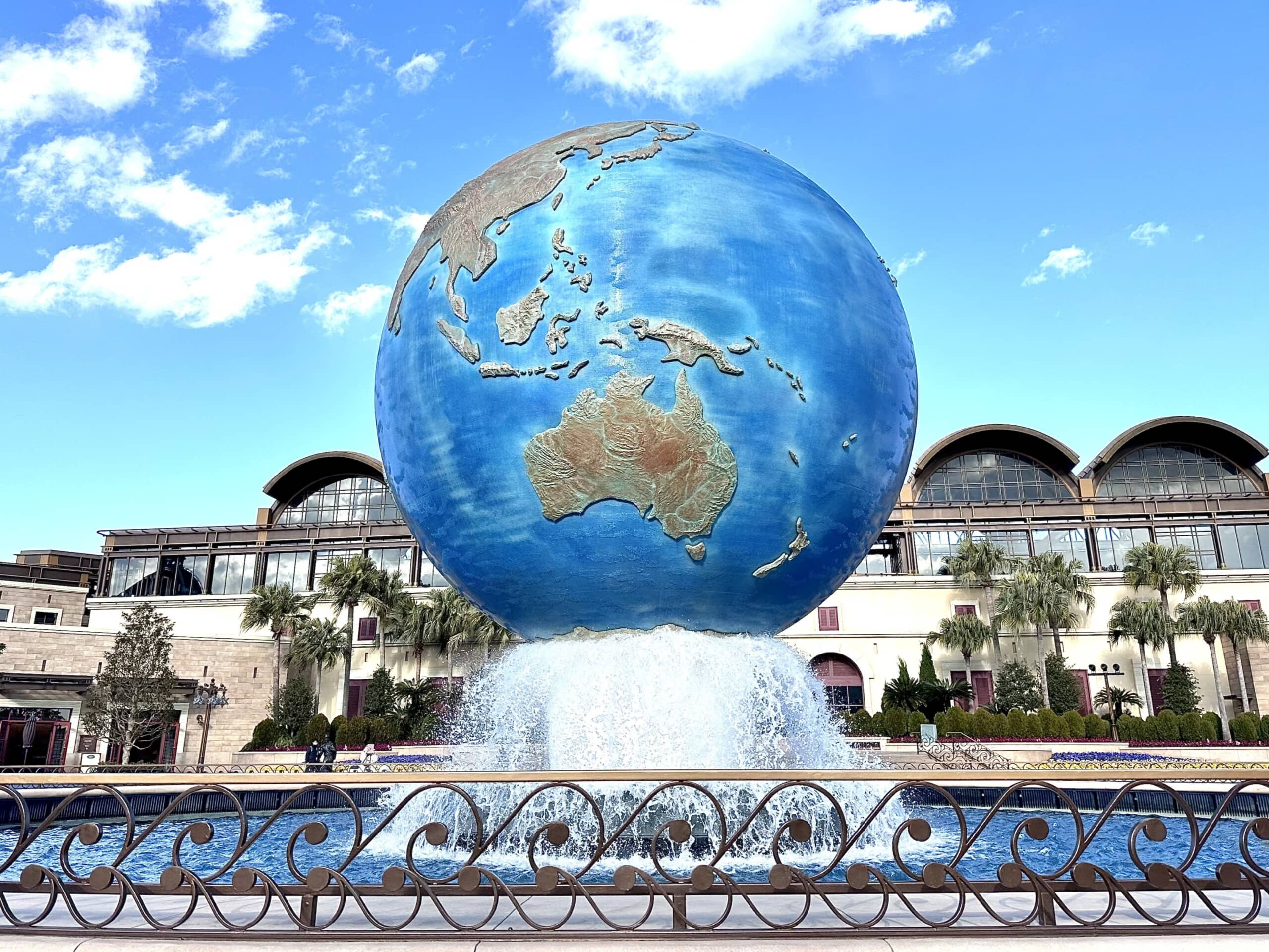 「歴代史上最強」 東京ディズニーリゾート、9/17発売のポップコーンバケットに「ぐぇぇこれは欲しい」「売り切れそうな予感」(1/3) | ディズニー ねとらぼ