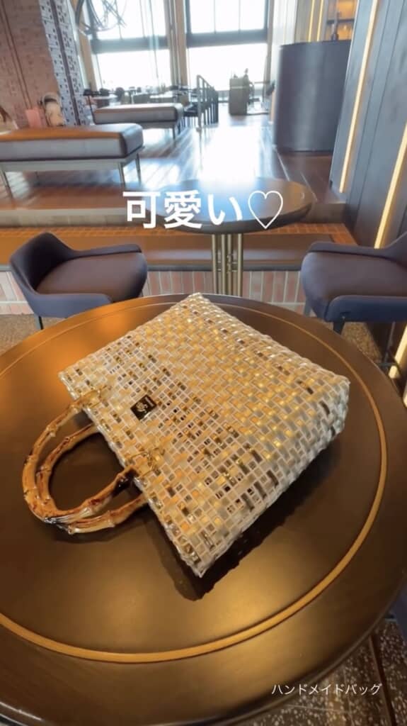 一見、手作りとは思えないほど洗練されたデザインのバッグ!