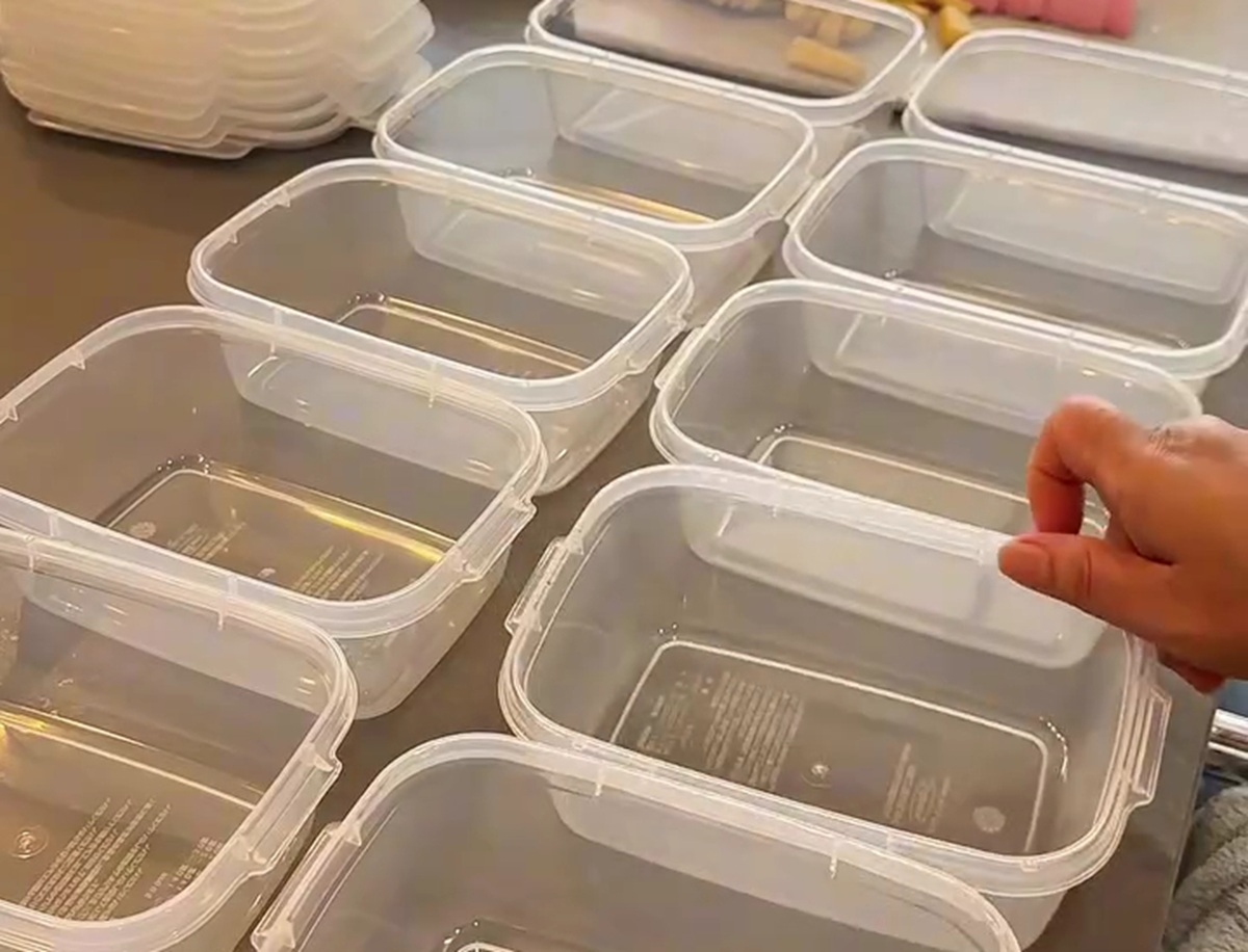 “夏休みのお昼、これで乗り切る”→ママが10食一気に冷凍するのは……　目からウロコの中身が140万再生「もっと早く出会いたかった」（1/3） | ライフスタイル ねとらぼ
