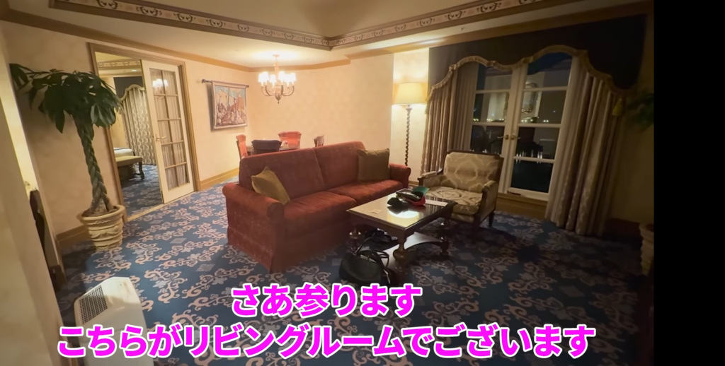 リビングルーム/画像は佐野勇斗YouTubeから引用