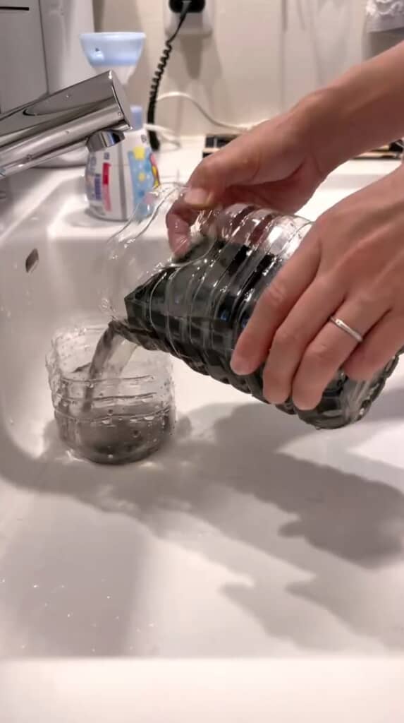 排水する様子
