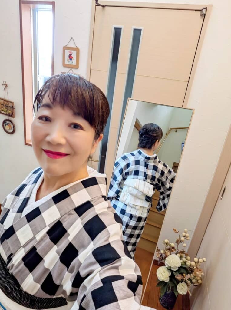 後ろ姿も