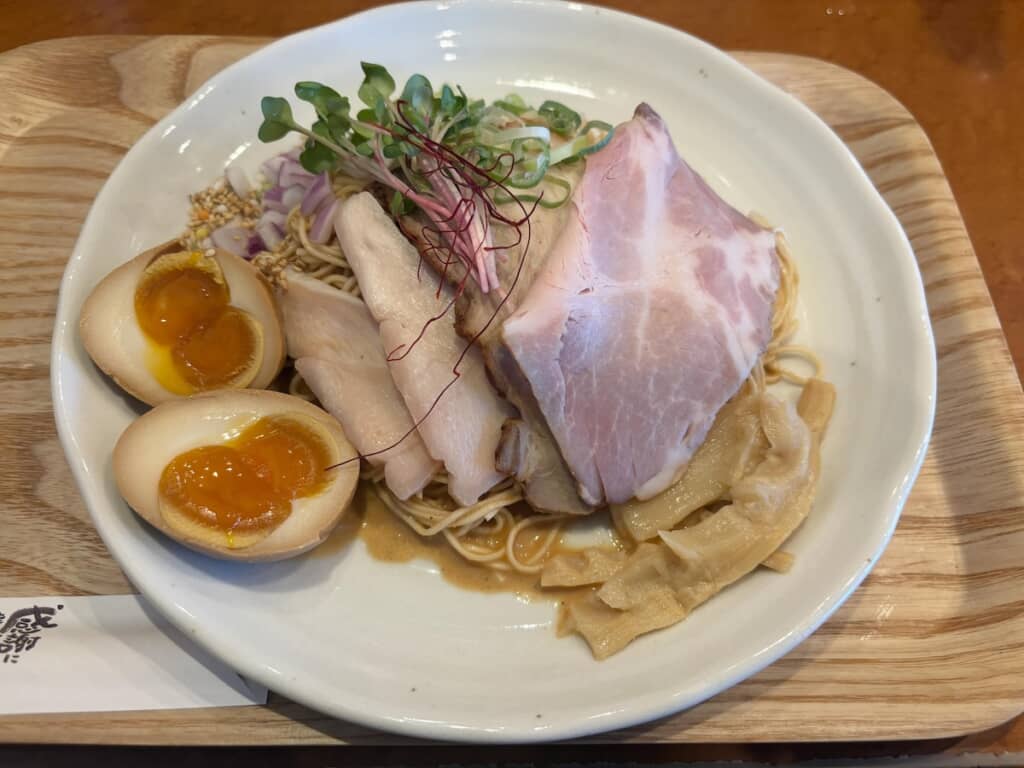 双子を妊娠中のちいさんが注文したラーメン。トッピングに注目すると……？