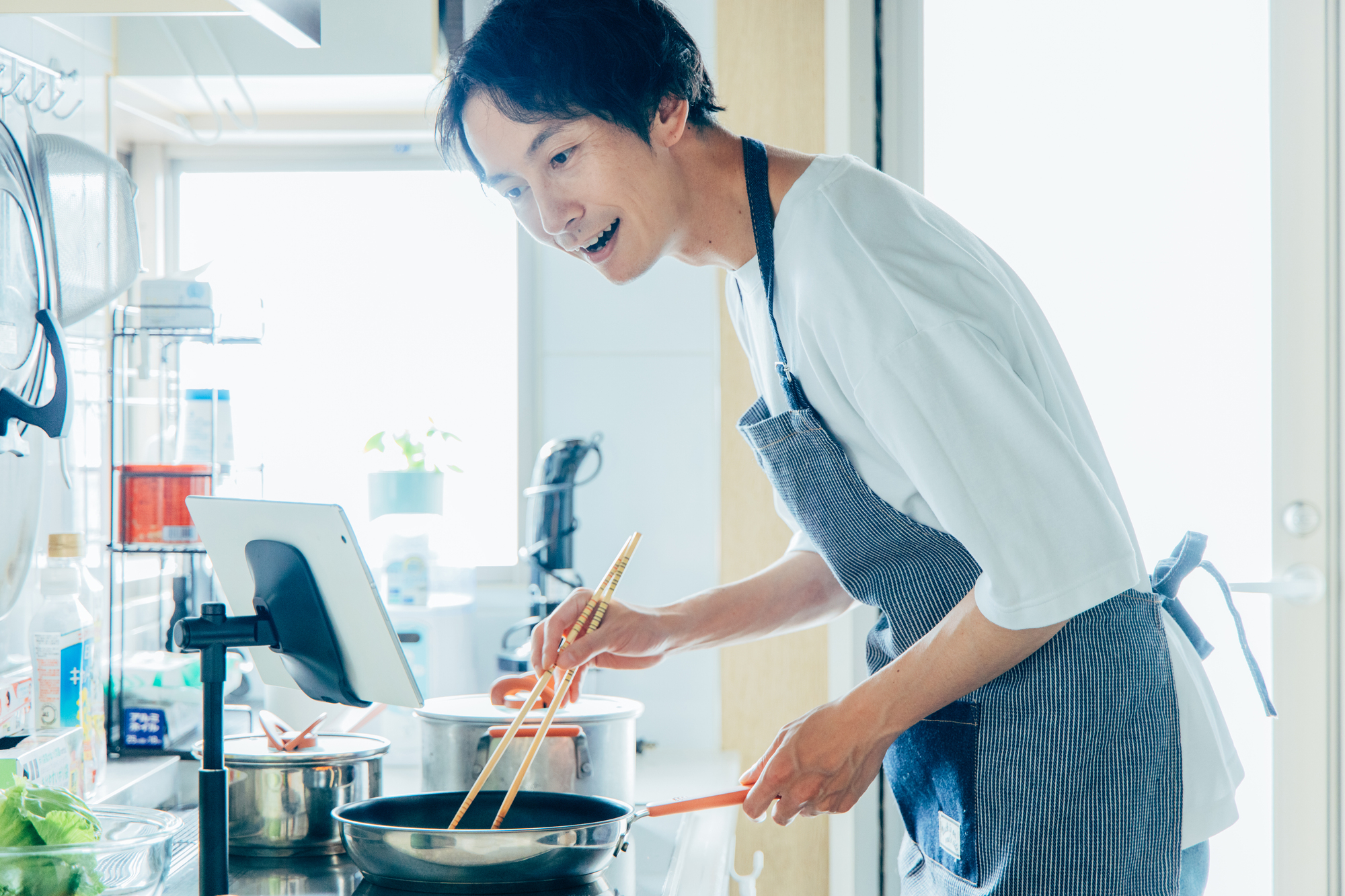 「美味すぎて10時間くらい気絶してた」　“すっぱくて辛い”広島レモンの調味料が話題に！「肉やピザなんでも合う万能」「減りがやばいw」（1/2） | ライフ ねとらぼリサーチ