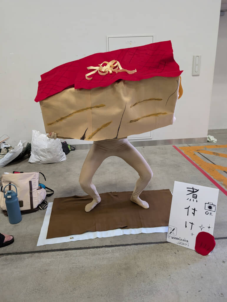 これもなんだか、いにしえのアスキーアート「ちょっと通りますよ」みたいですね