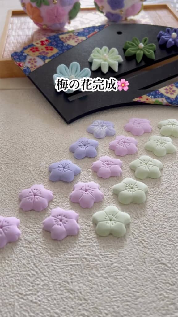 粘土で作った梅の花
