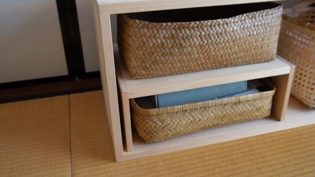 夫が作ったコの字ラックで収納力アップ