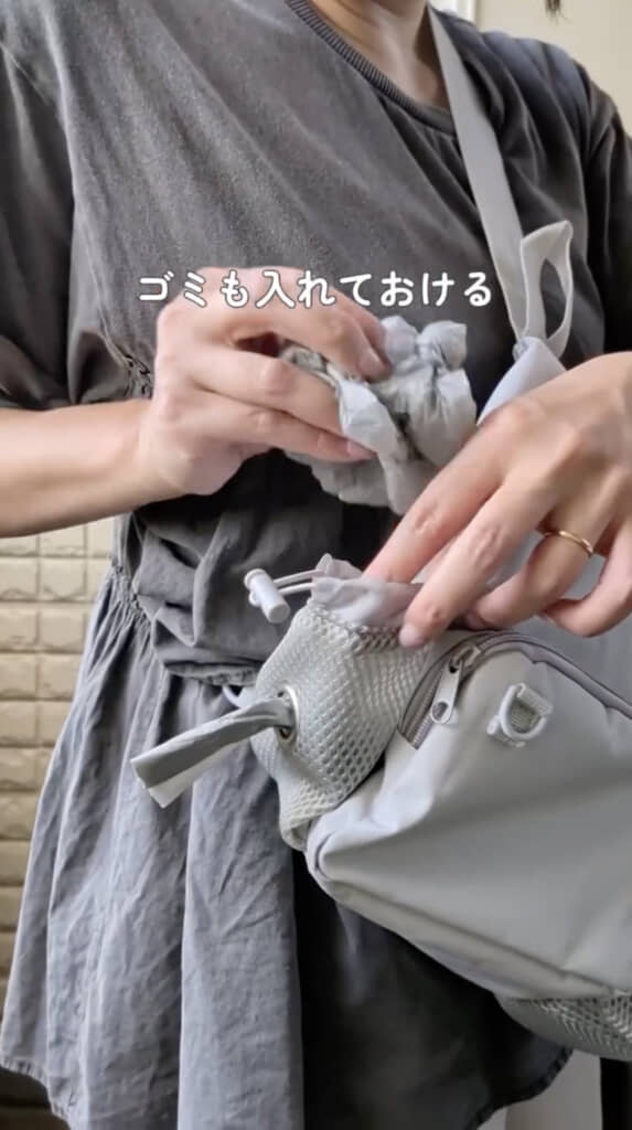 使ったごみ袋はそのままサイドに入れておけます