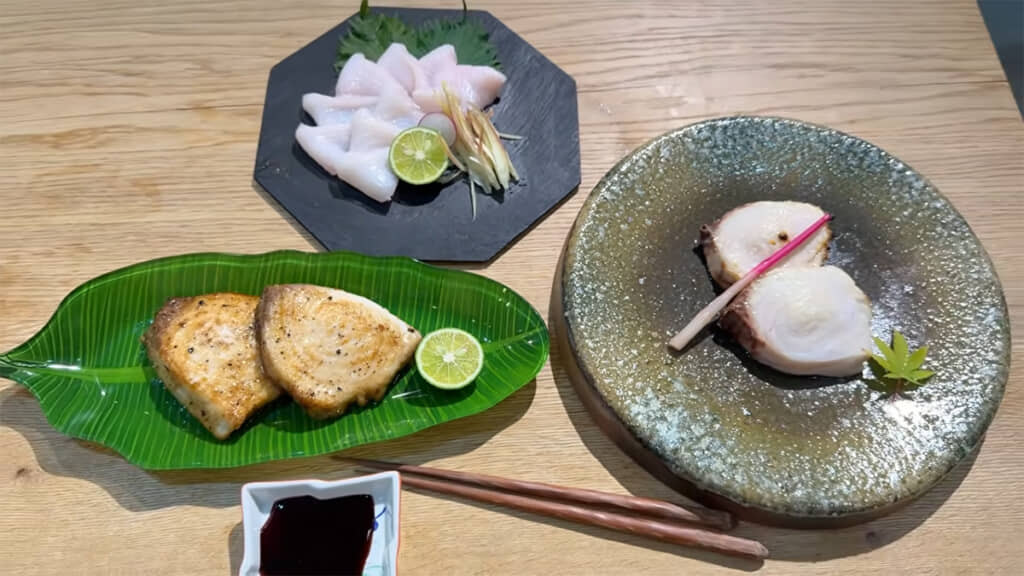 シノノメサカタザメのお刺身、塩焼き、ムニエルが完成しました