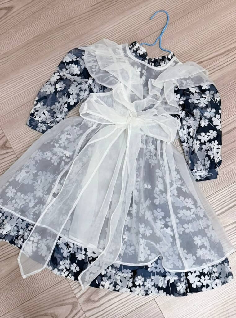 洋裁が得意な母が小1娘のために作ったワンピースが素敵