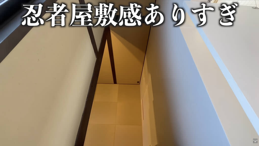 ロフト型物置は和室の真上にあります