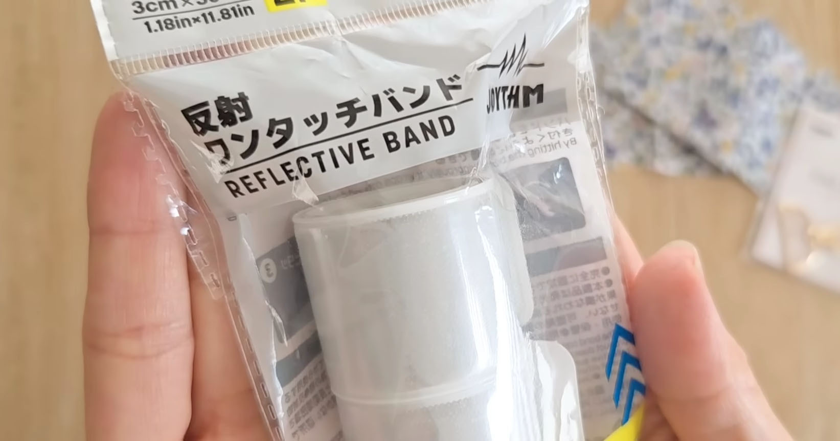 ダイソーのパッチンバンド→“じゃない使い方”が目からウロコ「一石二鳥」「便利です」「すぐ作ります」(1/3) | ハンドメイド ねとらぼ