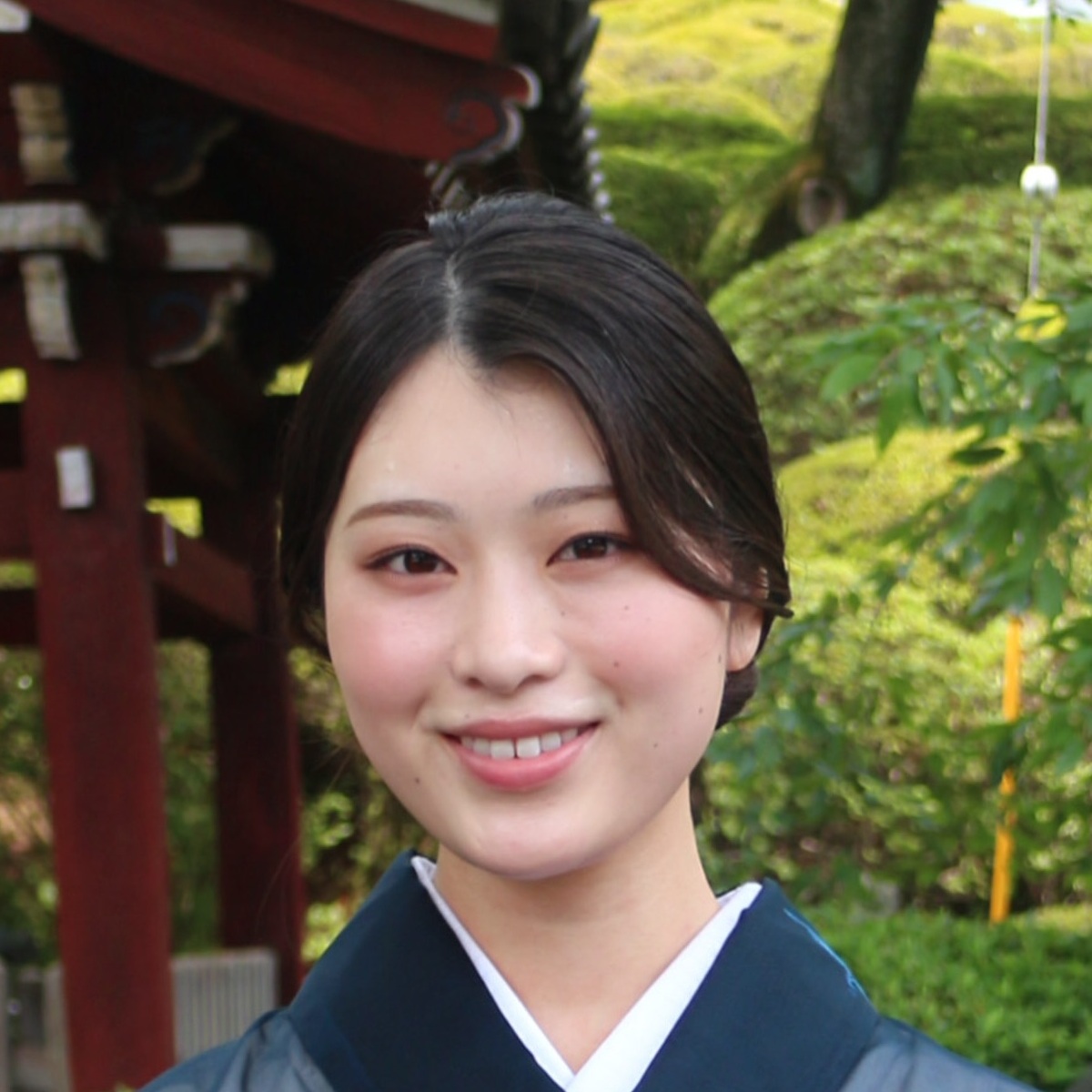 新卒OLがお寺に“透け透け”の着物を着ていくと…… 圧巻の姿に「かんっぺき!」「眼福です」(1/3) | ファッション ねとらぼ