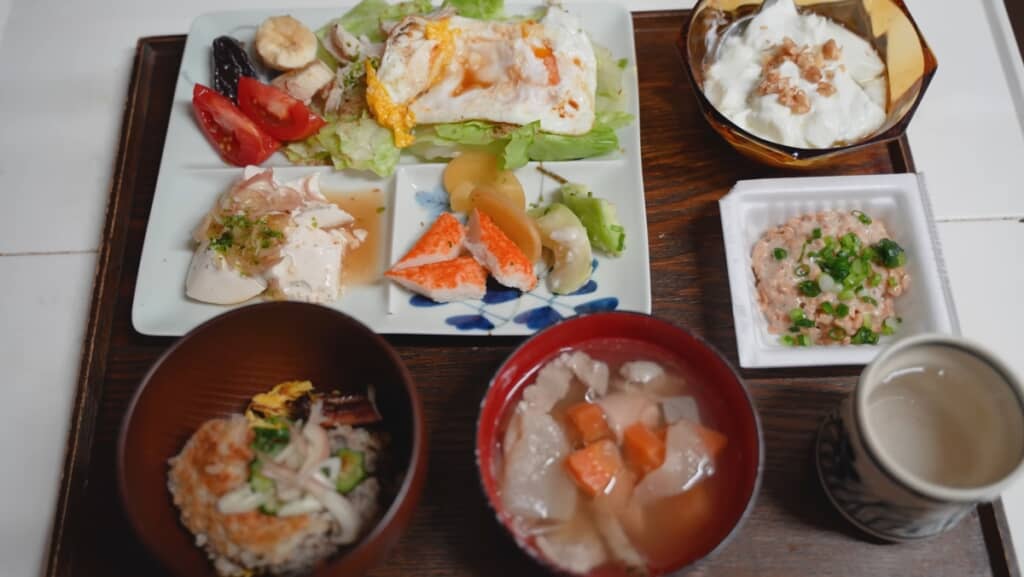 栄養満点の朝・昼ごはん