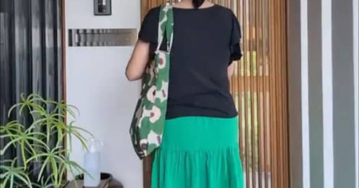 40代主婦が家族3人で暮らす“小さな平屋”→玄関を開けると……　27坪と思えない空間に「すぐ帰りたくなるおうちですね」「憧れます」（1/2） | 住まい ねとらぼ
