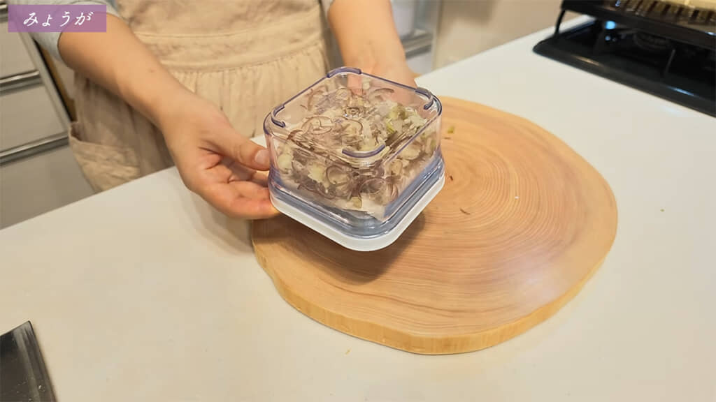 パセリの葉は刻まなくてOKとのこと
