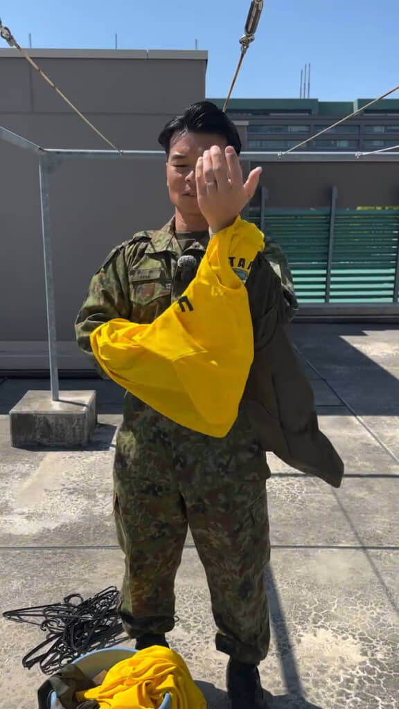 ほかのTシャツも同じように通していく